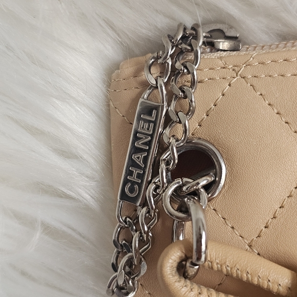 🔥 Chanel Cambon Crossbody 🔥 - Picture 7 of 13